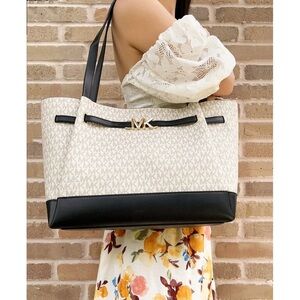 Michael Kors Large Reed Vanilla Hobo Bag